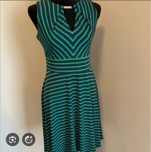 Liz Claiborne Green and Navy Striped Sleeveless V‑Neck Midi Dress